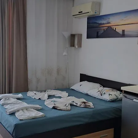 за гости магнолия резиденс Apartment Slantschew brjag