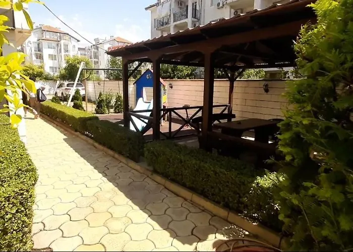 за гости магнолия резиденс Appartamento *